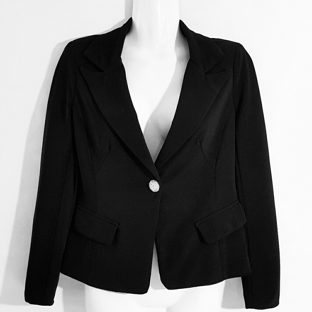 Crisp Black Blazer